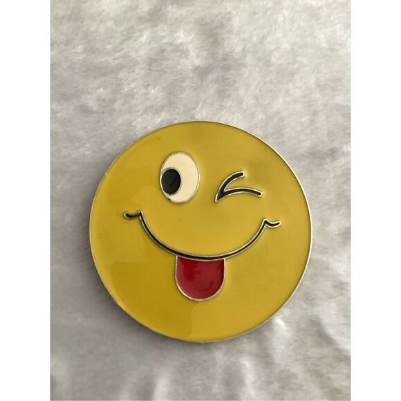 Happy face Emoji belt buckle - Picture 1 of 4
